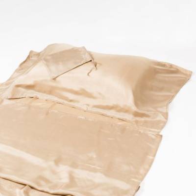 Silkkinen makuupussi/matkalakana