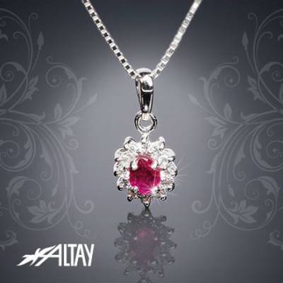 Rubiiniriipus + hopeaketju